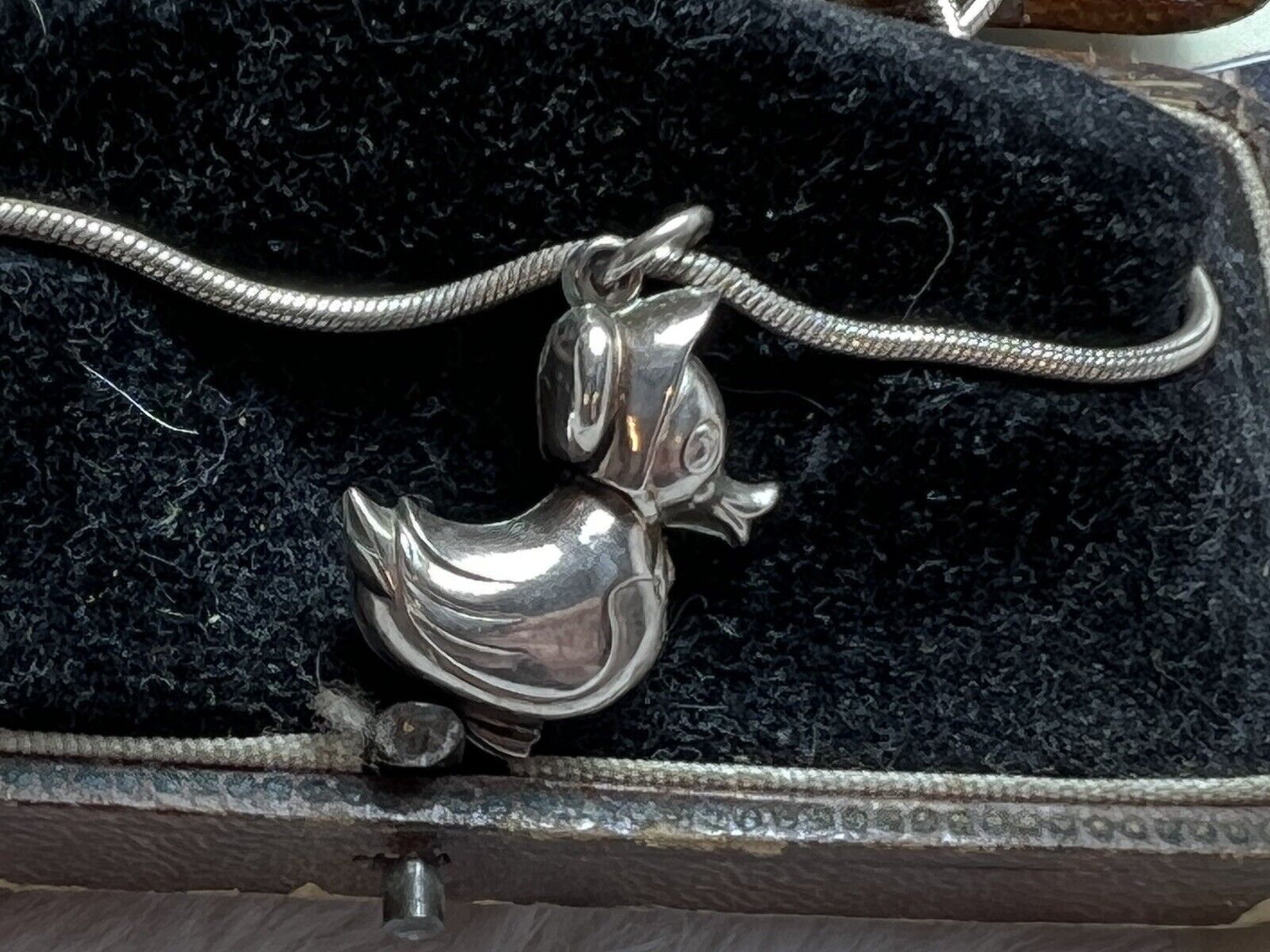 Jemima Puddle duck 925 Silver Pendant And Chain Soooo Cute!